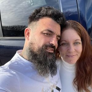 Meet your Posher, Bethany derek